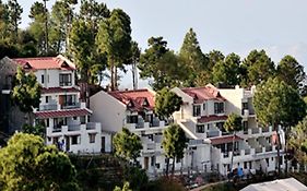 Woodsvilla Resort Ranikhet Exterior photo