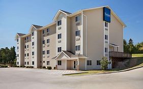 Travelodge By Wyndham Mcalester Exterior photo