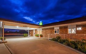 Surestay Hotel By Best Western Cameron Exterior photo