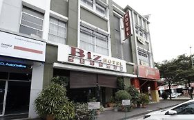 Biz Hotel Shah Alam Exterior photo