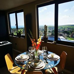 Luxury Apartment Brighton And South Downs National Park, Free Parking Falmer Exterior photo