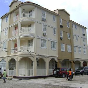 Caribbean Hotel Cayes Les Cayes Exterior photo