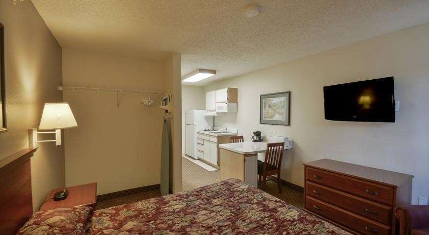 Intown Suites Extended Stay Select Houston Tx - Brookhollow Room photo