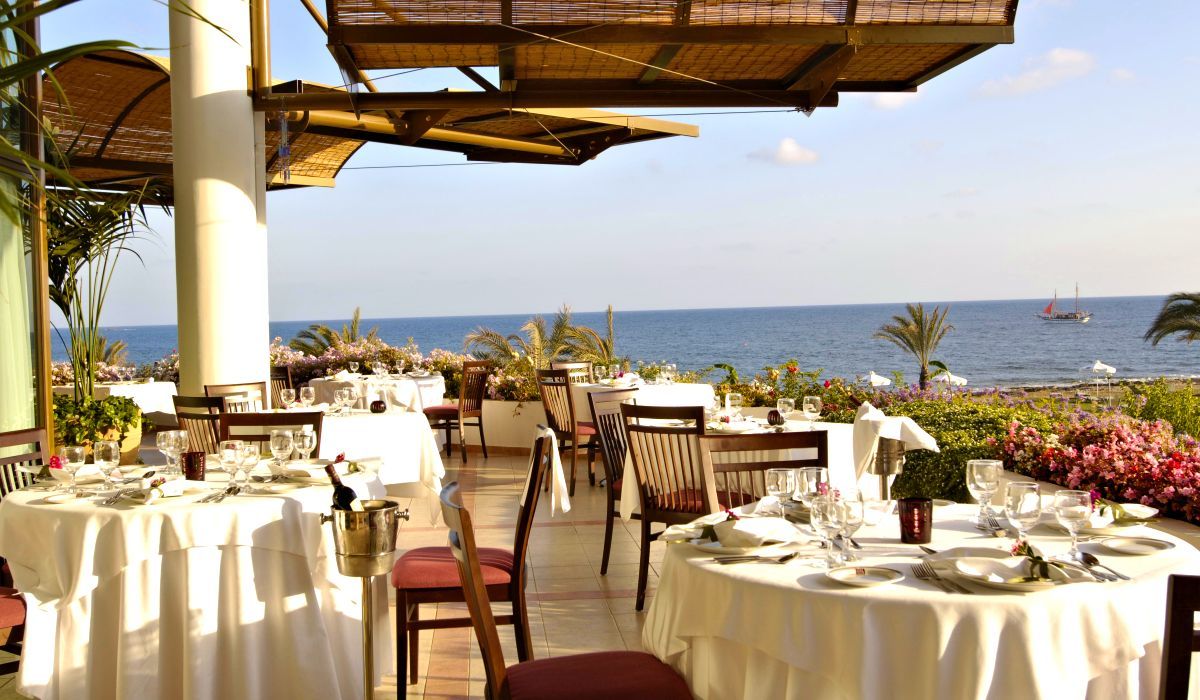 Constantinou Bros Athena Royal Beach Hotel (Adults Only) Paphos Restaurant photo
