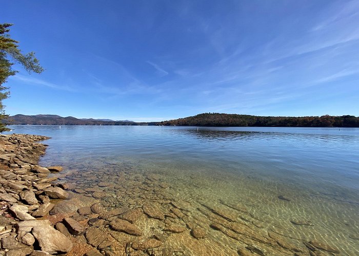 Lake Jocassee photo