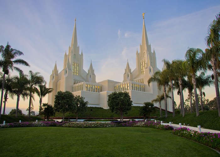 San Diego Mormon Temple photo