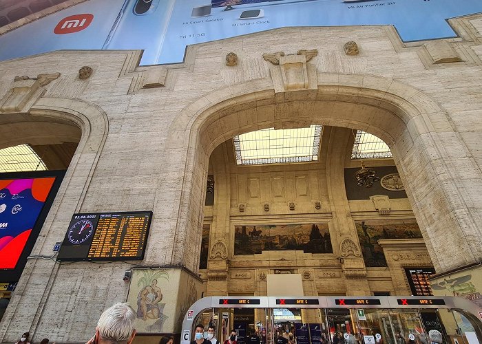 Milano Centrale Railway Station photo