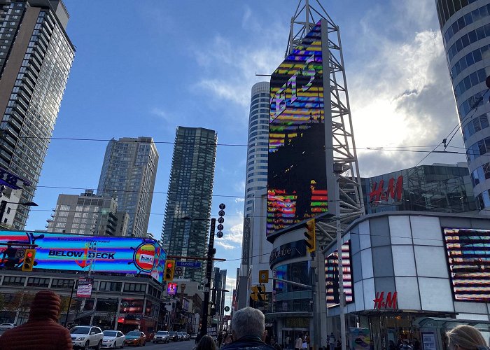 Yonge-Dundas Square photo