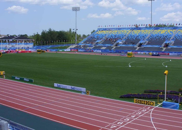 Universite de Moncton College and University Track & Field Teams | Université de Moncton photo