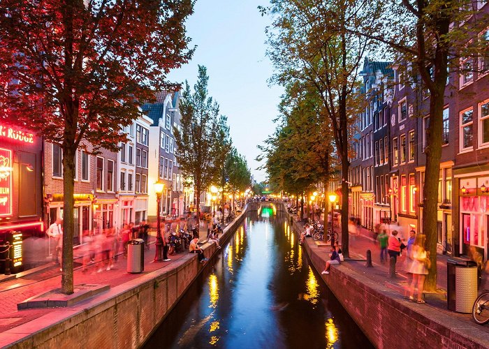 Red Light District Amsterdam Takes Aim at Tourists in Red Light District | Condé Nast ... photo