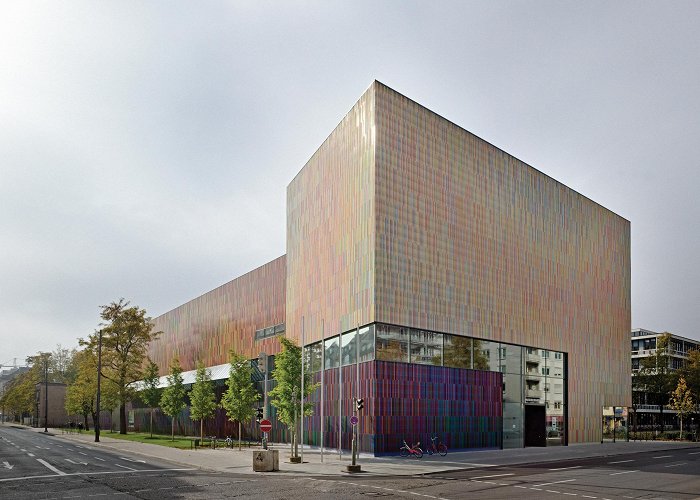 Museum Brandhorst Museum Brandhorst by Sauerbruch Hutton, Munich, Germany ... photo