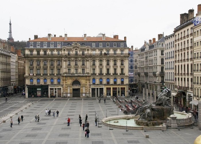 Place des Terreaux Place des Terreaux – Biennale de Lyon photo