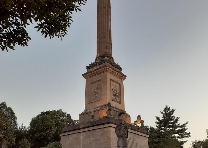 Brock's Monument Brock's Monument in Queenston Ontario. : r/ArchitecturePorn photo