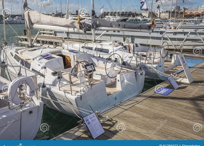 Marina Real Juan Carlos I Valencia Boat Show En Marina Real Juan Carlos I Fotografía ... photo