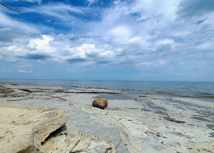 Craigleith Provincial Park Craiglieth provincial park (Collingwood) has some nice shale rock ... photo