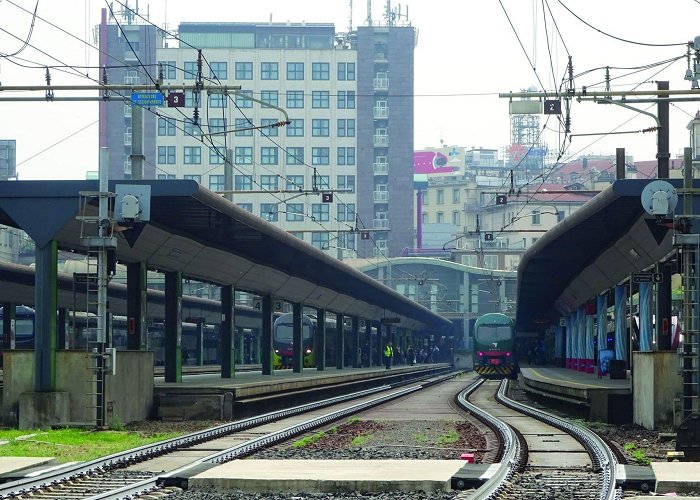 Milano Cadorna Railway Station Car sharing Milan Cadorna station - Car rental with E-VAI photo