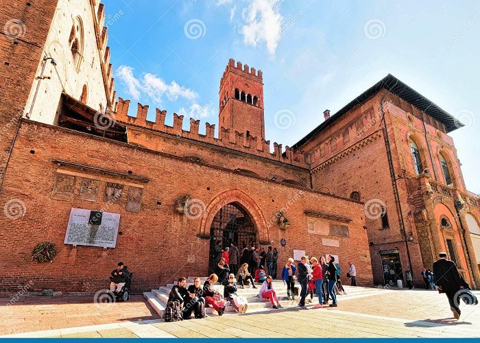 Piazza del Nettuno People at Palazzo Re Enzo on Piazza Del Nettuno Bologna Editorial ... photo