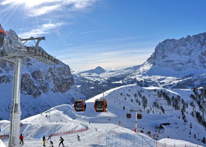 Dantercepies Explore the spectacular area of Dantercepies in Selva di Val Gardena photo