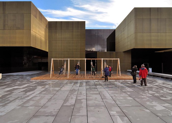 Guimaraes Art Platform SWING / Moradavaga | ArchDaily photo