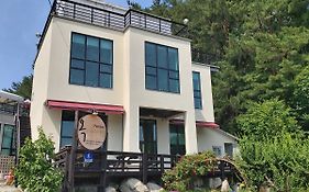 Rooftop Moonlight Pension Villa Gangneung Exterior photo