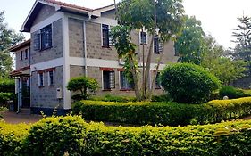 Family Nest Guesthouse Kisumu Exterior photo