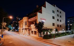 Boutique Hotel Maraton Kosice Exterior photo