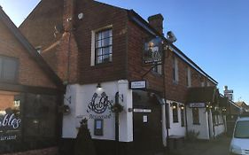 The White Hart Pub And Rooms Cranleigh Room photo