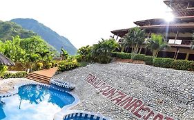 Tribal Hills Mountain Resort Puerto Galera Exterior photo