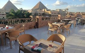 Makadi Pyramids View Hostel Cairo Exterior photo