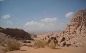 Bedouin House Camp Hotel Wadi Rum Exterior photo