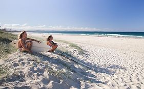 Backpackers Inn On The Beach Byron Bay Exterior photo