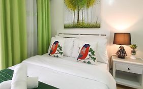 An Oasis In Tagaytay Apartment Tagaytay City Exterior photo
