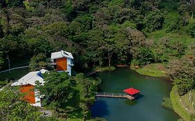 Burbi Lake Lodge Monteverde Exterior photo
