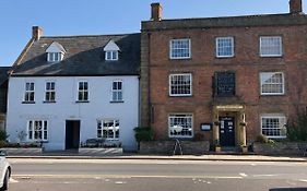 The Ilchester Arms Hotel, Ilchester Somerset Exterior photo