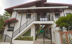 Oyo 736 Jade Apartelle Hotel Santa Rosa  Exterior photo