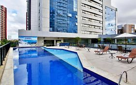 Quality Hotel & Suites Sao Salvador Exterior photo