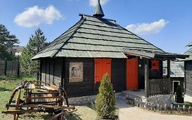 El Paso City Zlatibor: Wild West Treehouse Cottages Exterior photo