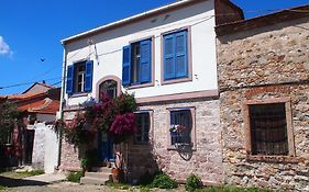 Istanbul Pension Hotel Ayvalik Exterior photo