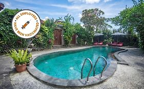 Ladera Villa Ubud Exterior photo