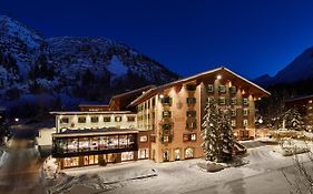 Post Lech Arlberg Hotel Exterior photo