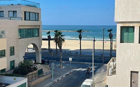 Miraks Harav Kuk Apartment Tel Aviv Exterior photo