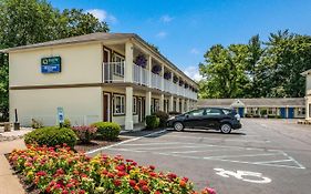 Rodeway Inn Poughkeepsie Exterior photo