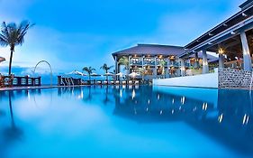 Tropicana Beach Resort & Spa Vung Tau Exterior photo