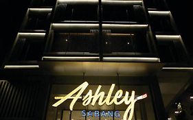 Ashley Sabang Jakarta Hotel Exterior photo