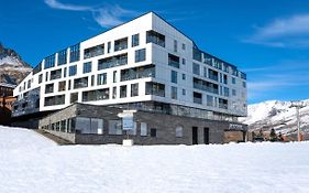 Hotel Voulezvous By Les Etincelles Tignes Exterior photo