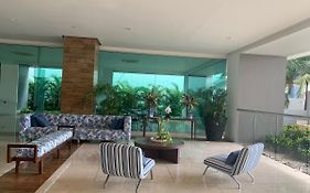 Hermoso Apartamento: Beachfront Comfort with Direct Access Apartment Cartagena Exterior photo