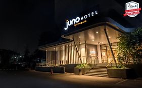 Juno Jatinegara Jakarta Hotel Exterior photo