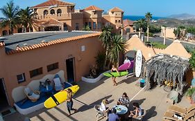 Wellenkind Surfschool Hostel La Pared  Exterior photo