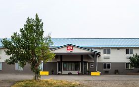 Oyo Hotel Shelby Mt Hwy 2 & I-15 Exterior photo