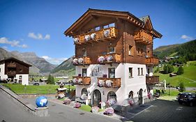 Hotel Piccolo Mondo Livigno Exterior photo